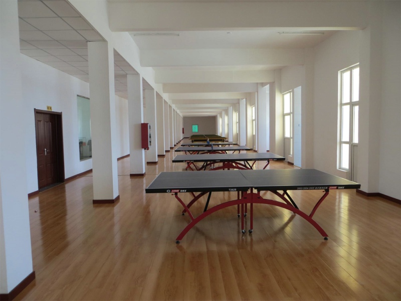 ������8���ʵ���ƽ̨ЬҵԱ���˶�����2